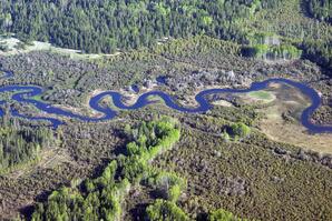 Meandering River near Fort Assinboine-02
