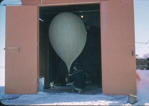 Radiosonde balloon