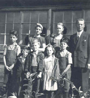 Albert Karvonen and his students at Deep Coulee School District No. 4959, Alberta.