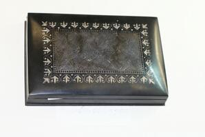 Bidri box