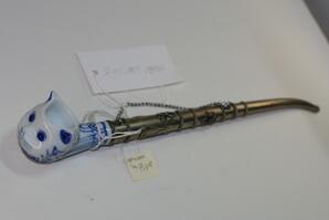 Opium pipe