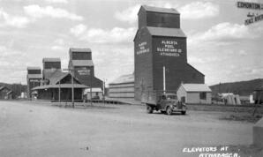 Elevators at Athabasca, AB