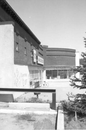 MacLeods Store - 03