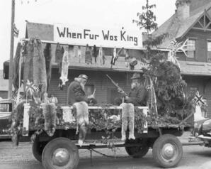 Athabasca Bridge Opening Parade - 02