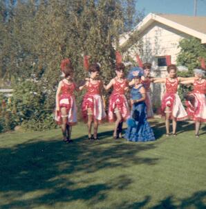Can Can Dancers - 02