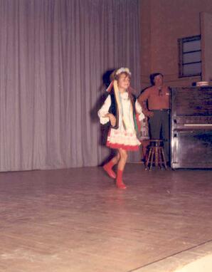 Ukrainian Dancers - 03