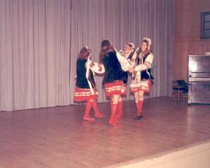 Ukrainian Dancers