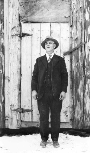 Eddie Jedeon Shank - 02