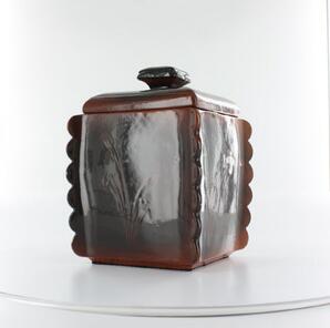 Canister
