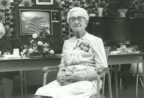 Mrs. Ruth Howes