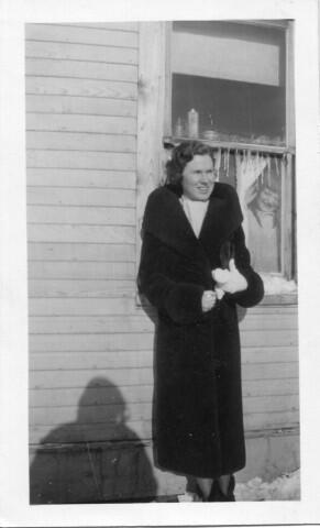 Ella Croteau - 05