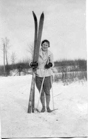 Ella Croteau - 03