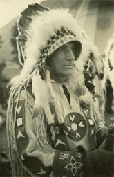 Norman Luxton