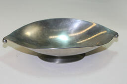 Serving dish